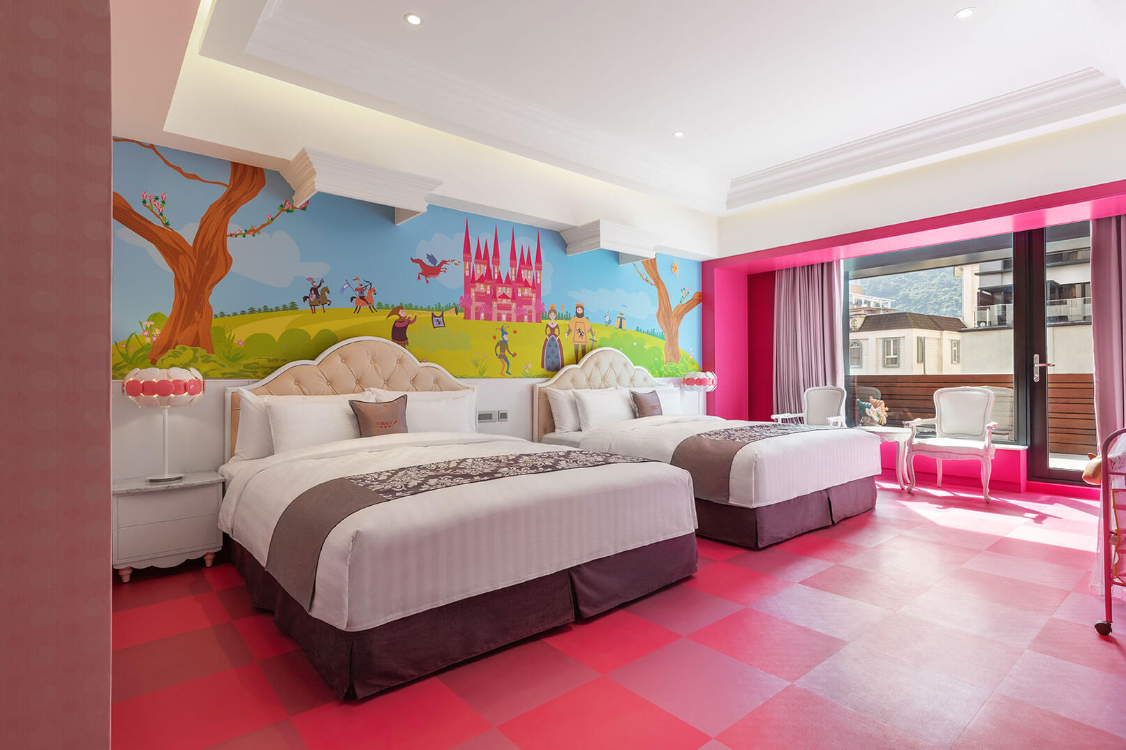 Themed Rooms